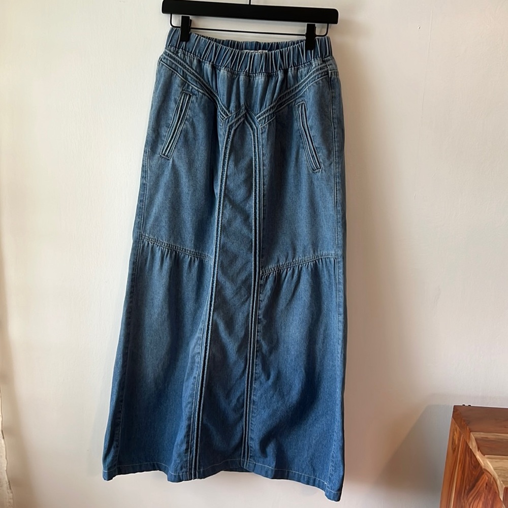 Madonna & Co Boho Maxi Jean Denim Skirt.  Size Small.